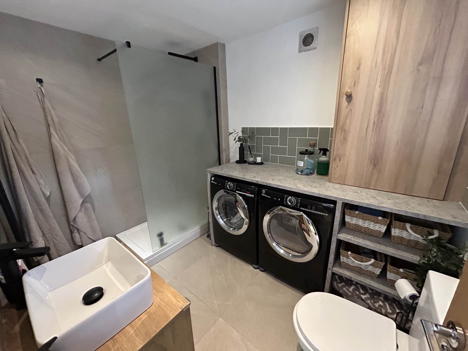 18 Pennine Avenue, Chadderton, OL9 8PH, Image 10