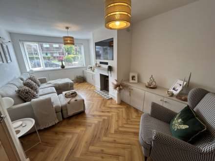 18 Pennine Avenue, Chadderton, OL9 8PH, Image 2