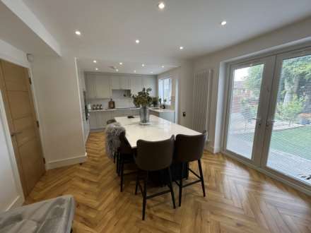 18 Pennine Avenue, Chadderton, OL9 8PH, Image 7