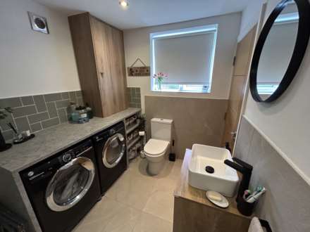 18 Pennine Avenue, Chadderton, OL9 8PH, Image 9