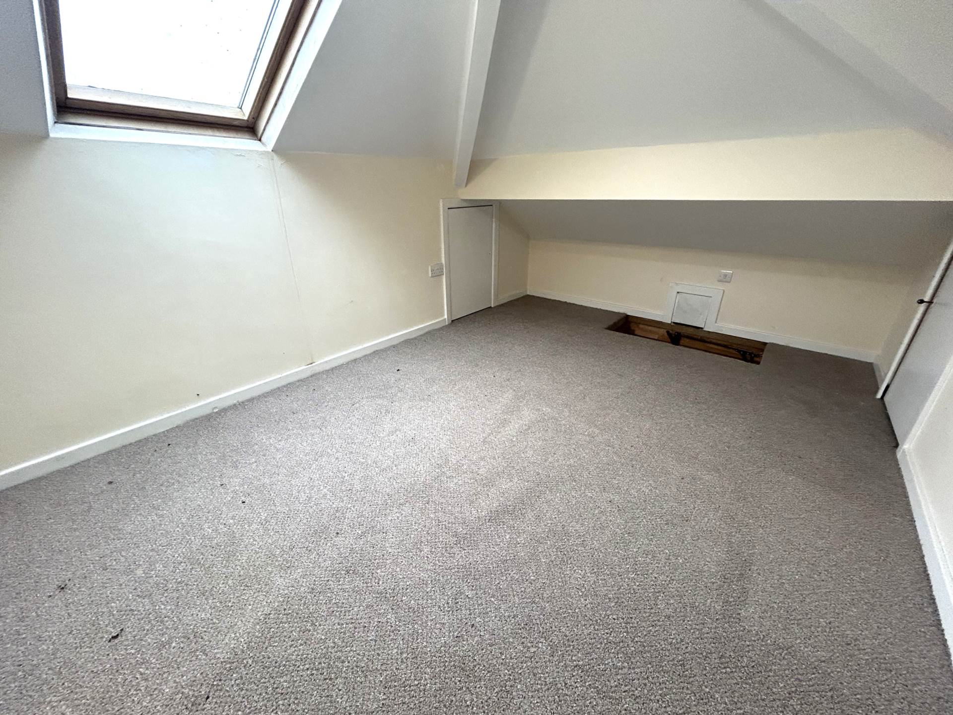 540 Broadway, Chadderton, OL9 9NJ, Image 24