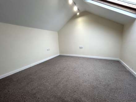 540 Broadway, Chadderton, OL9 9NJ, Image 23