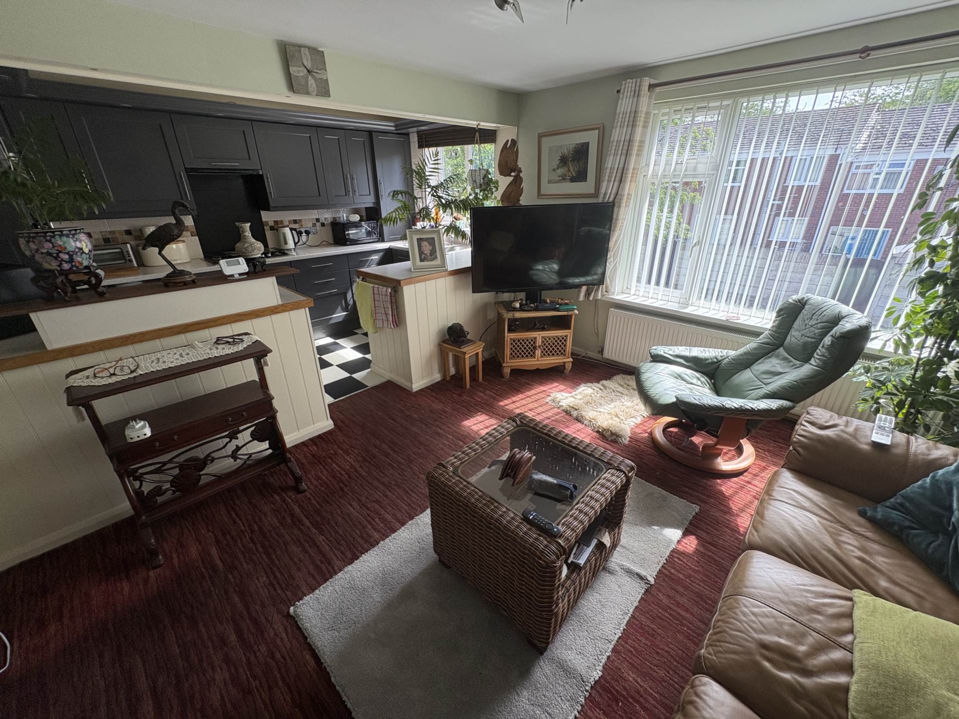 Ilkley Close, Oldham, Image 6