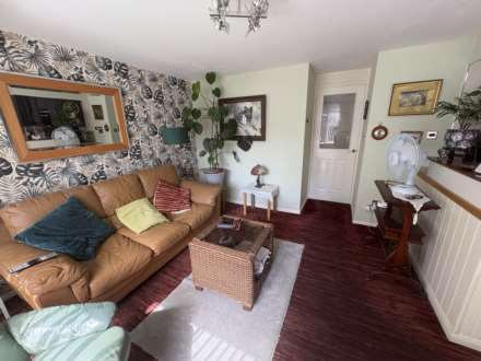 Ilkley Close, Oldham, Image 7
