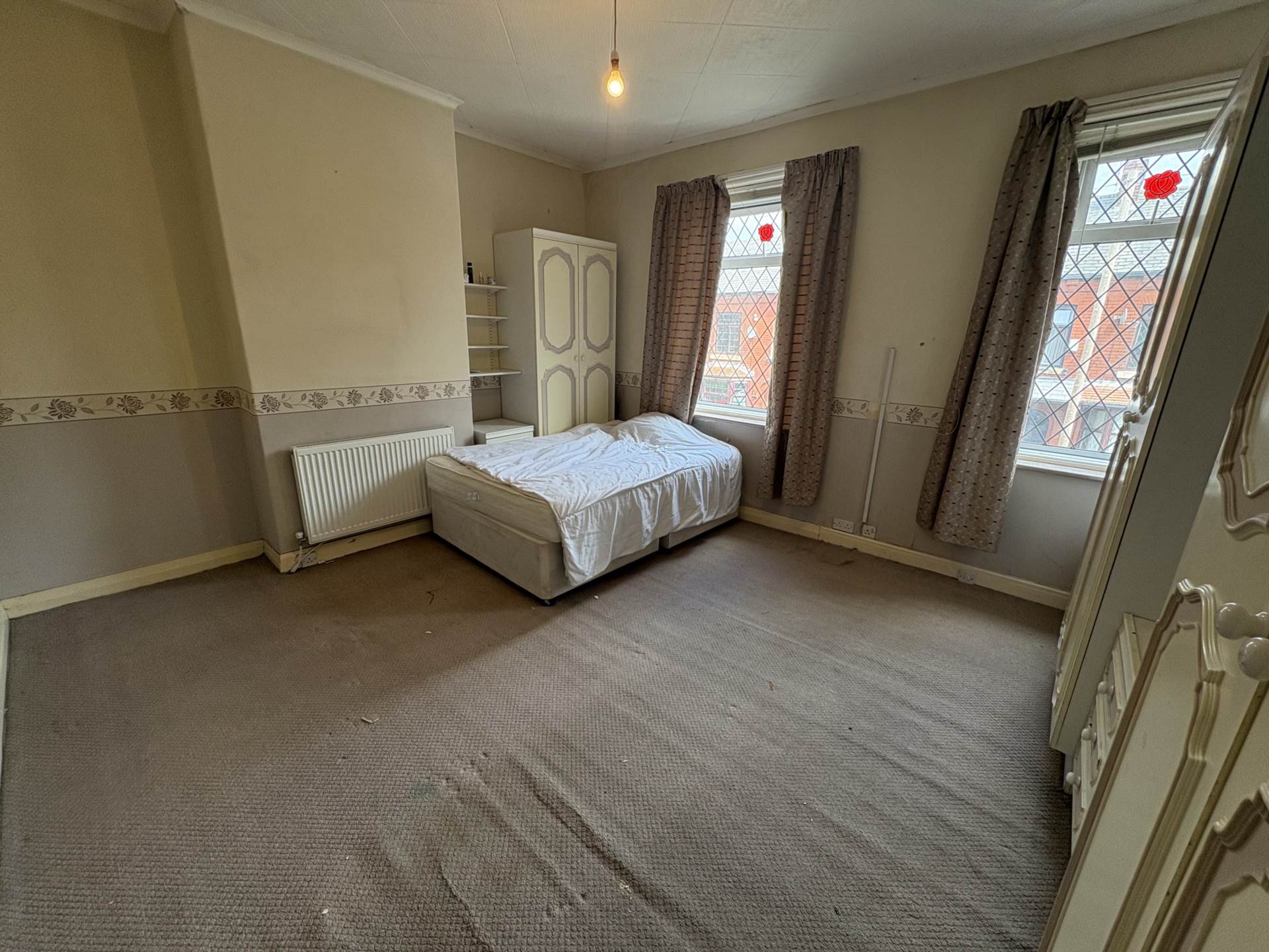 Hillside Avenue, Oldham, Image 15