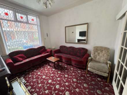 Hillside Avenue, Oldham, Image 3