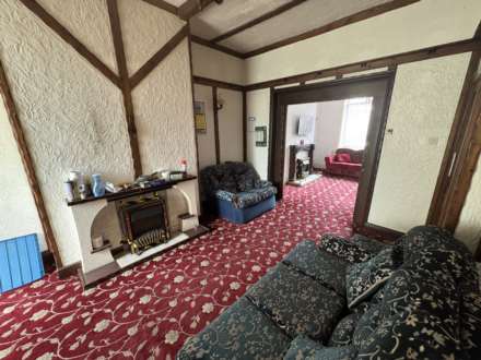 Hillside Avenue, Oldham, Image 6