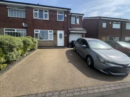 3 Hazelwood, Chadderton, Oldham, OL9 9TB