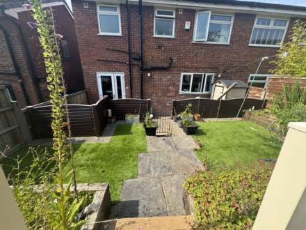 3 Hazelwood, Chadderton, Oldham, OL9 9TB, Image 3