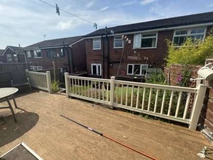 3 Hazelwood, Chadderton, Oldham, OL9 9TB, Image 4
