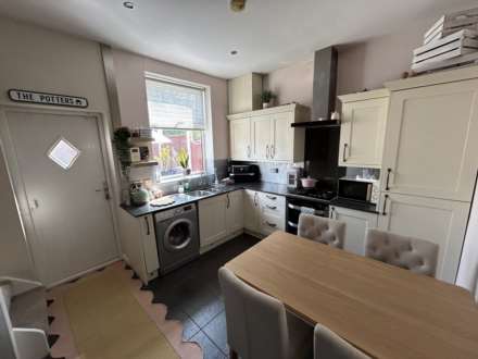 23 George Street, Chadderton, Oldham, OL9 9HY, Image 4