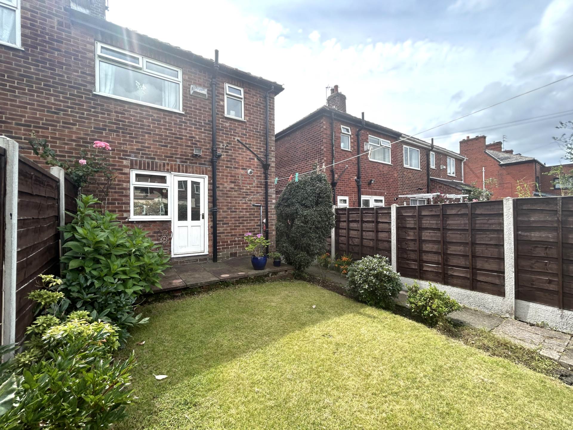 14 Moreton Street, Oldham, OL9 0LP, Image 17