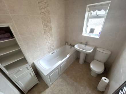 14 Moreton Street, Oldham, OL9 0LP, Image 15