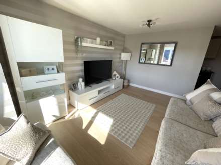 18 Staley Farm Close, Stalybridge, SK15 3GP, Image 6