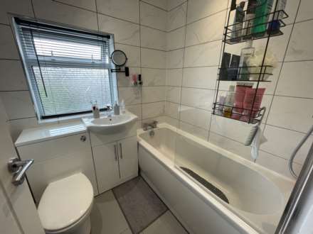 Foxdenton Lane, Chadderton OL99QS, Image 13
