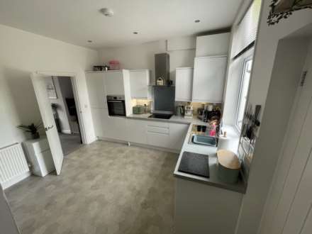 Foxdenton Lane, Chadderton OL99QS, Image 6