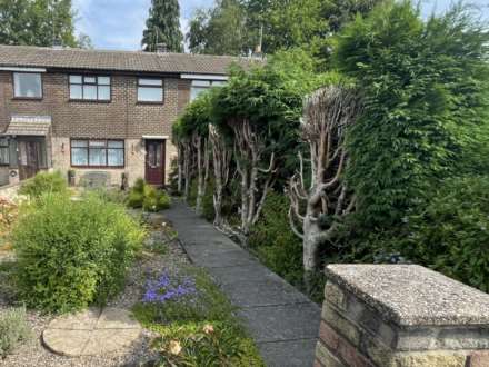 16 Huntingdon Avenue, Chadderton, Oldham, Image 1