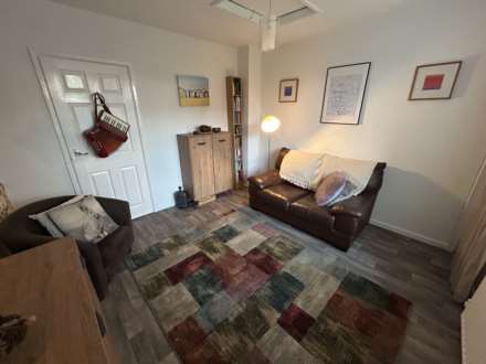 8 Chichester Crescent, Chadderton, OL9 0RW, Oldham, Image 10