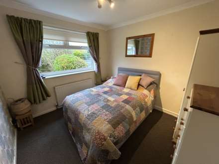 8 Chichester Crescent, Chadderton, OL9 0RW, Oldham, Image 14