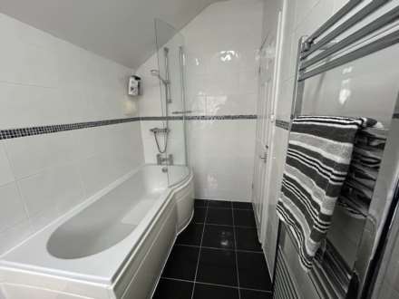 8 Chichester Crescent, Chadderton, OL9 0RW, Oldham, Image 20