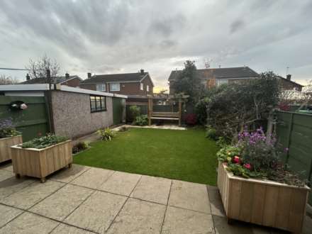 8 Chichester Crescent, Chadderton, OL9 0RW, Oldham, Image 21