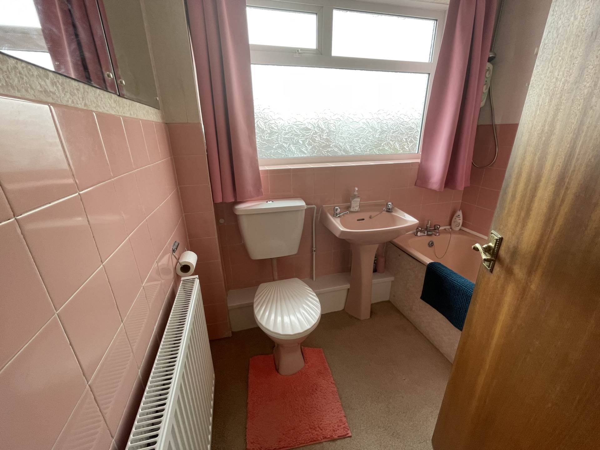 18 Norwich Avenue, Chadderton, OL9 0BA, Image 19