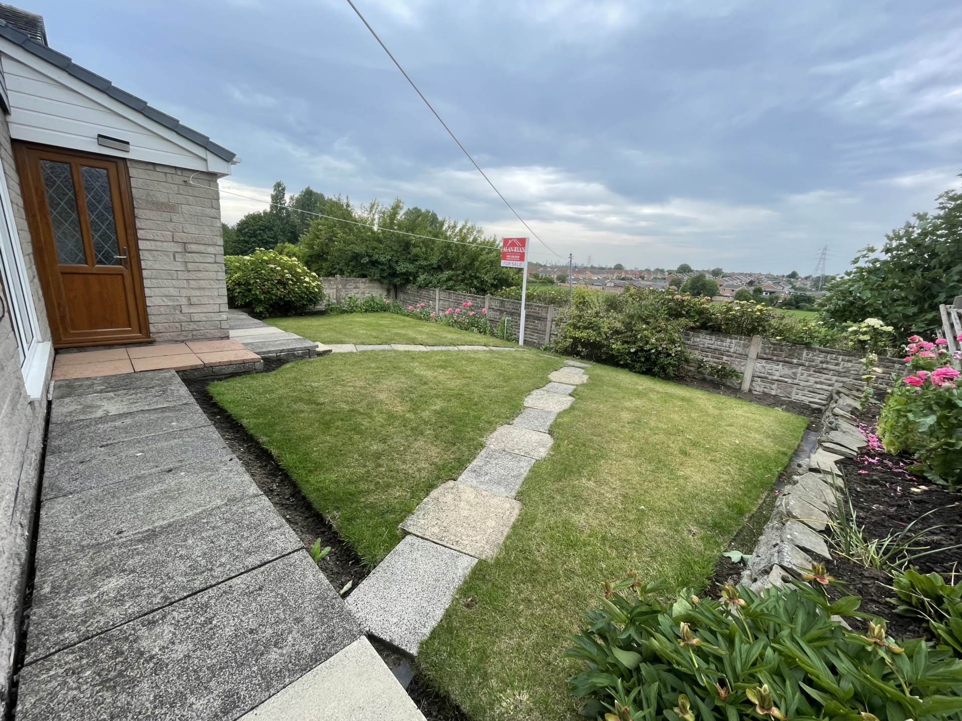 18 Norwich Avenue, Chadderton, OL9 0BA, Image 2