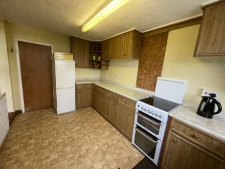 18 Norwich Avenue, Chadderton, OL9 0BA, Image 10