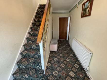 18 Norwich Avenue, Chadderton, OL9 0BA, Image 3
