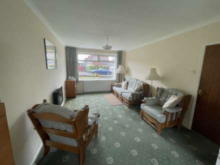 18 Norwich Avenue, Chadderton, OL9 0BA, Image 7