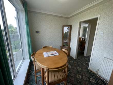 18 Norwich Avenue, Chadderton, OL9 0BA, Image 8