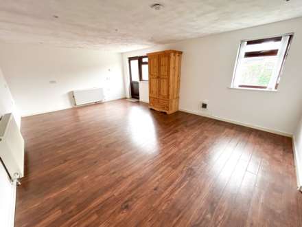 Birchwood, Oldham OL9 9UJ, Image 23