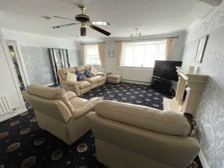 Birchwood, Oldham OL9 9UJ, Image 7