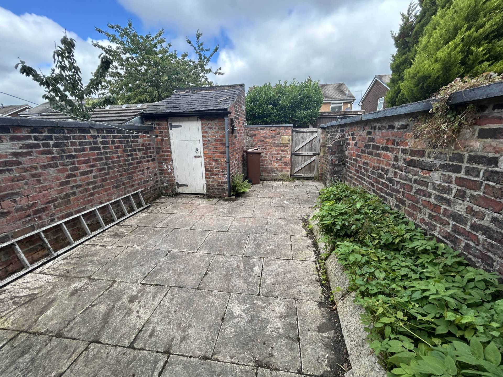 187 Denton Lane, Oldham, OL9 9DQ, Image 15