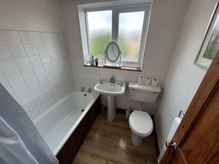 187 Denton Lane, Oldham, OL9 9DQ, Image 12