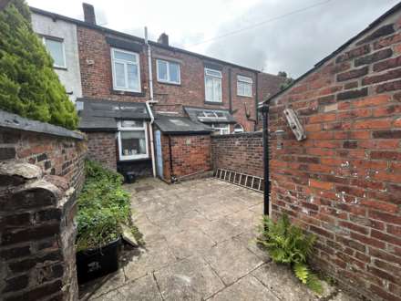 187 Denton Lane, Oldham, OL9 9DQ, Image 16