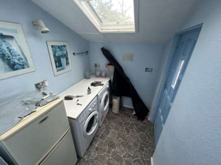 187 Denton Lane, Oldham, OL9 9DQ, Image 9