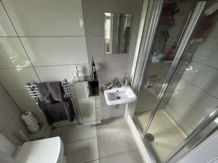 Gulvain Place, Oldham, Image 14