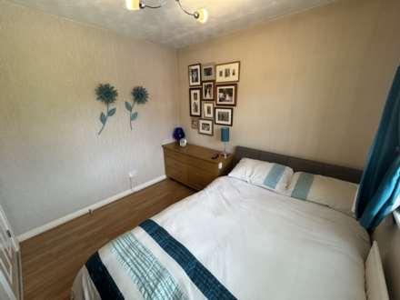 Gulvain Place, Oldham, Image 19
