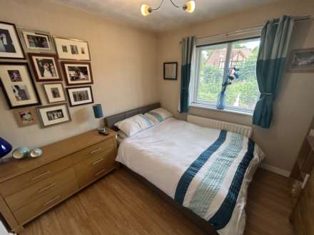 Gulvain Place, Oldham, Image 20