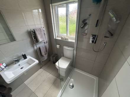 Gulvain Place, Oldham, Image 23