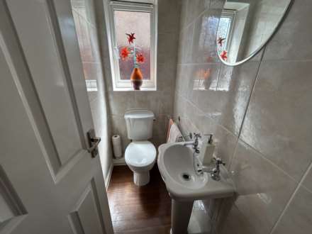 Gulvain Place, Oldham, Image 5