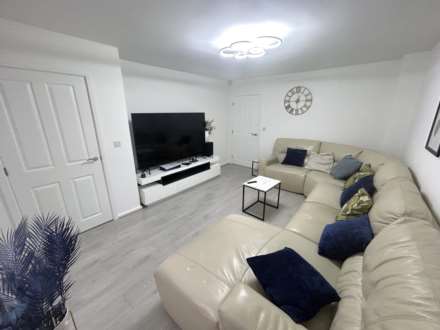 Watermill Avenue, Oldham, Image 2