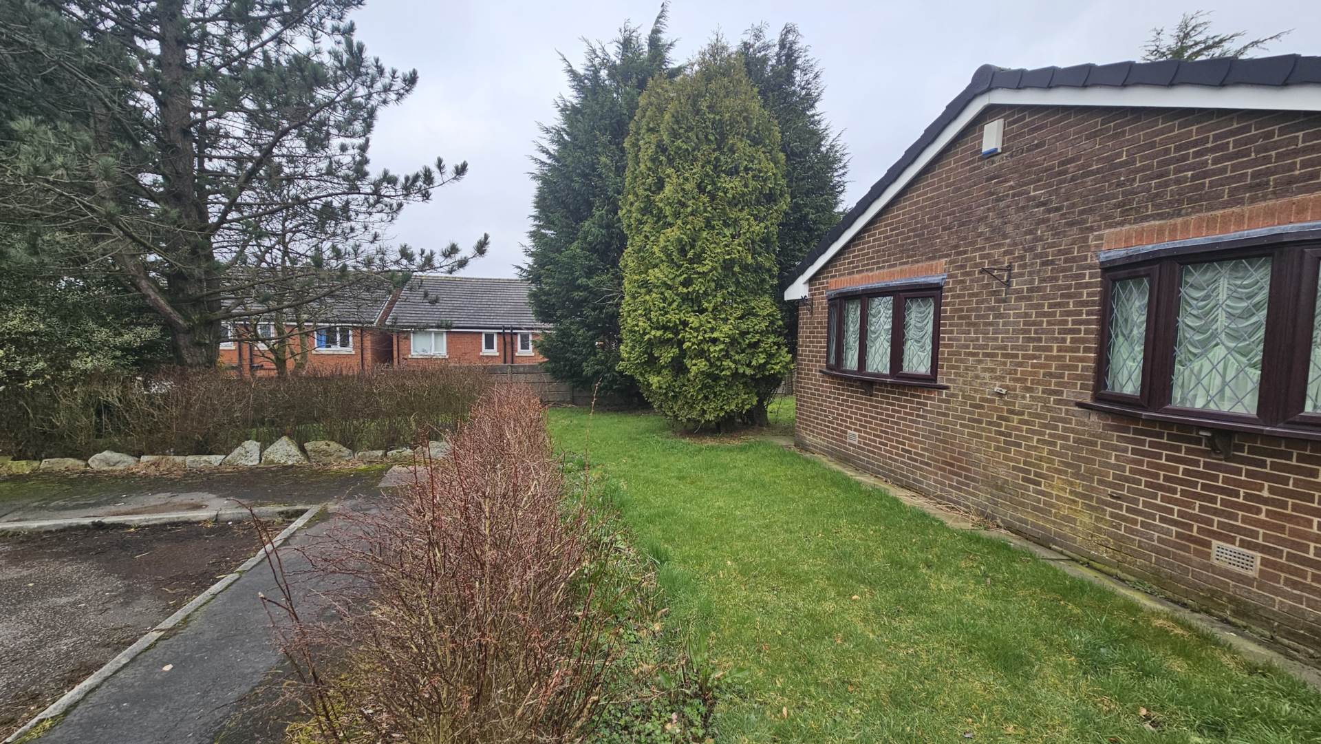 16 Falklend Close, Oldham, OL4 2LQ, Image 23