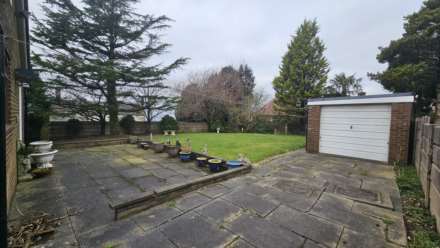 16 Falklend Close, Oldham, OL4 2LQ, Image 24