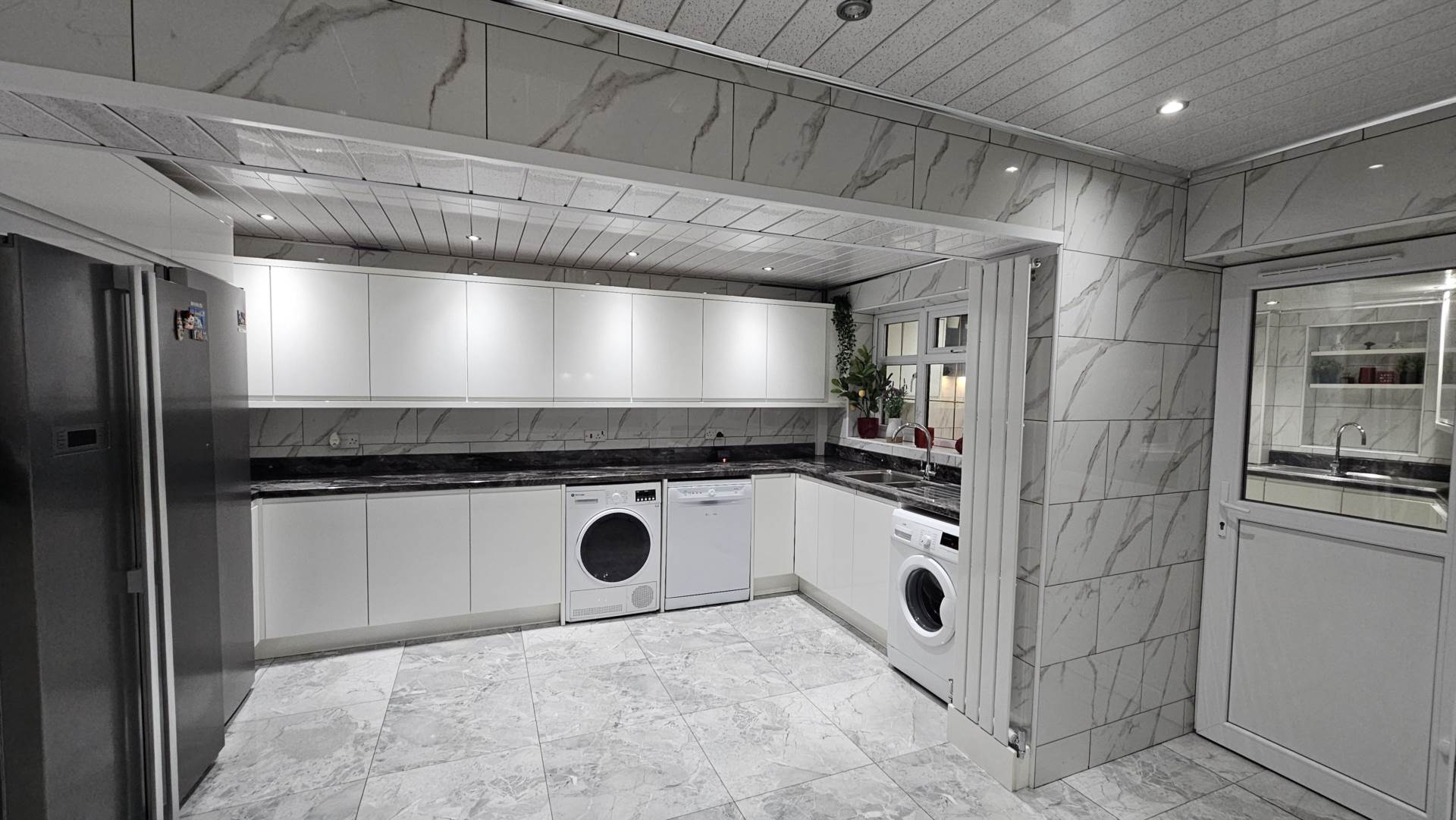 Rowanwood, Oldham, Image 18