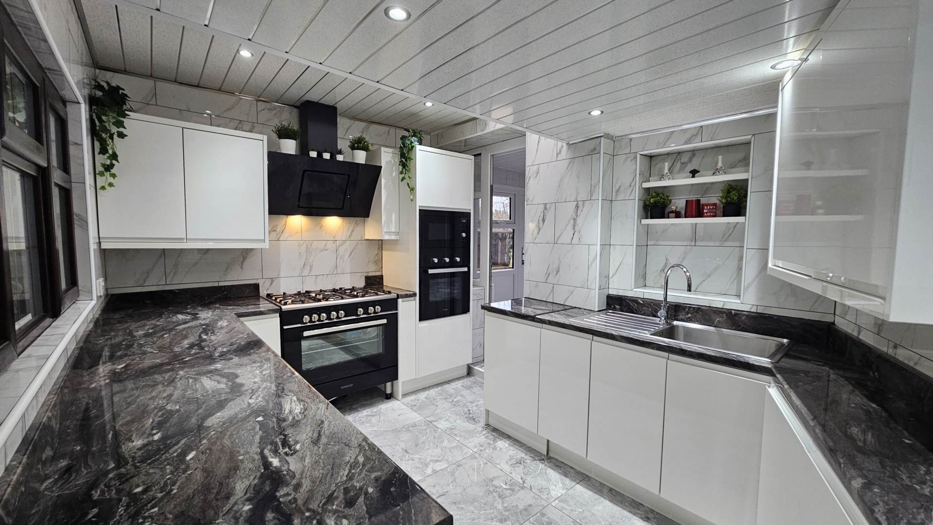 Rowanwood, Oldham, Image 20