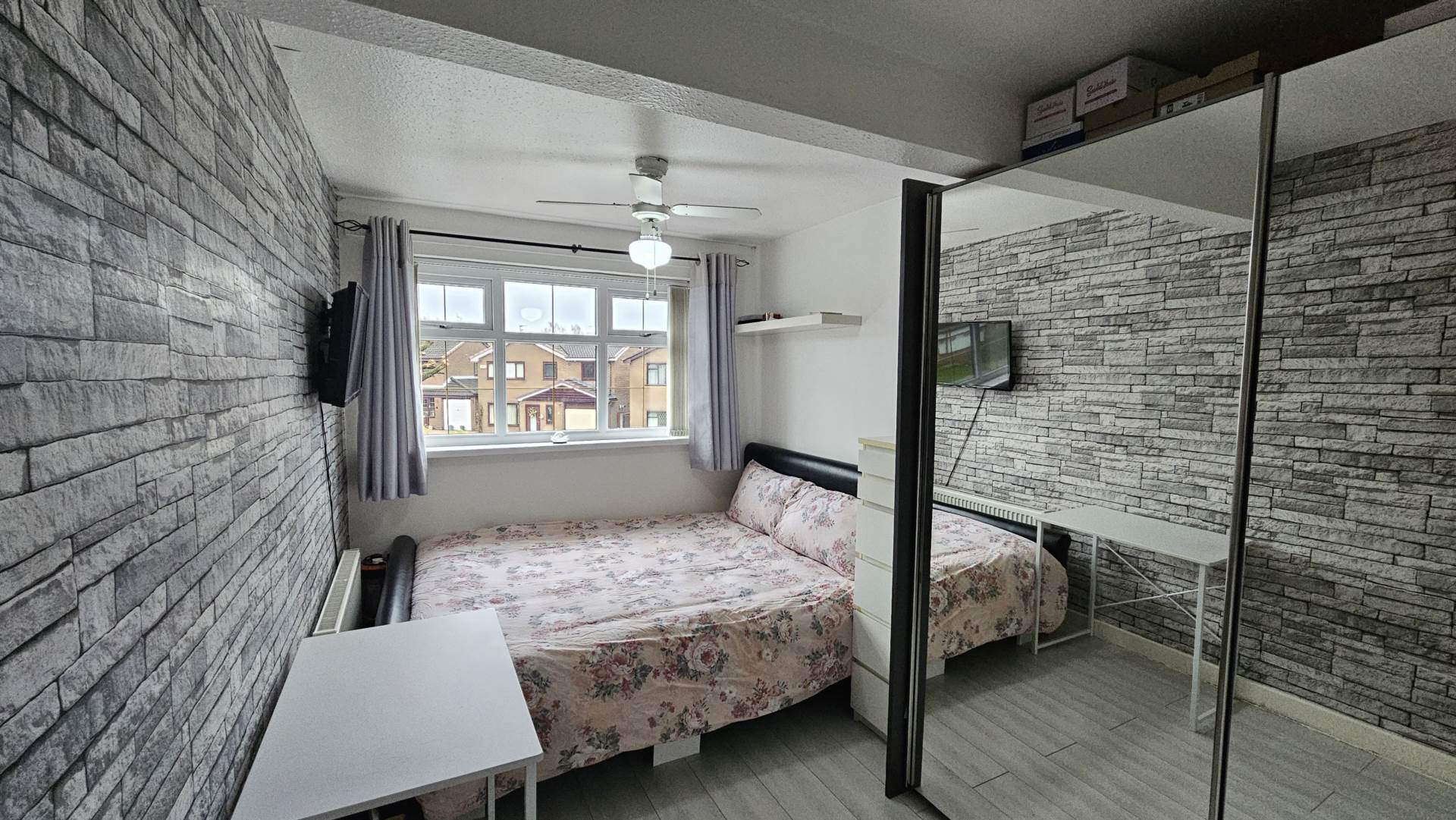 Rowanwood, Oldham, Image 34