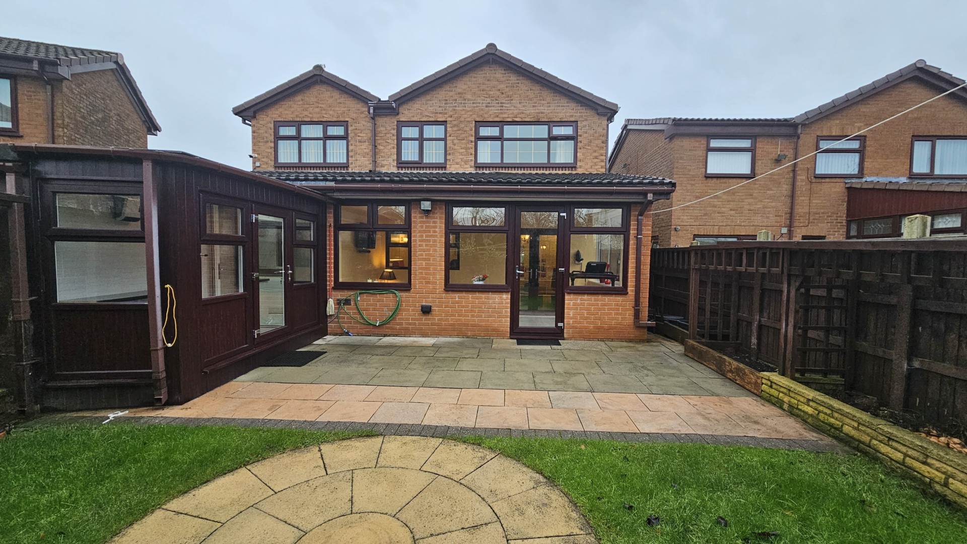 Rowanwood, Oldham, Image 40