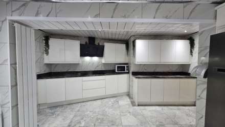 Rowanwood, Oldham, Image 19